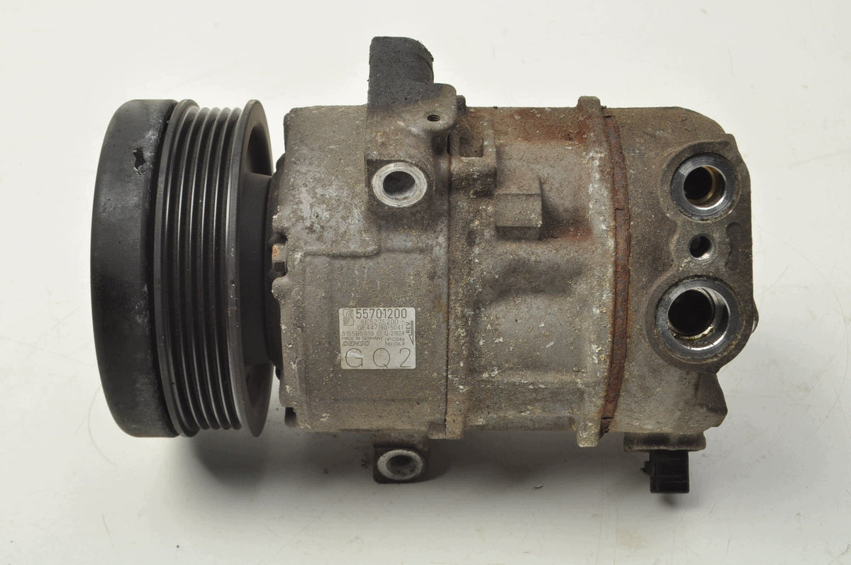 AIR CONDITIONING COMPRESSOR OPEL CORSA D E 1.4 16V 100KM 55701200