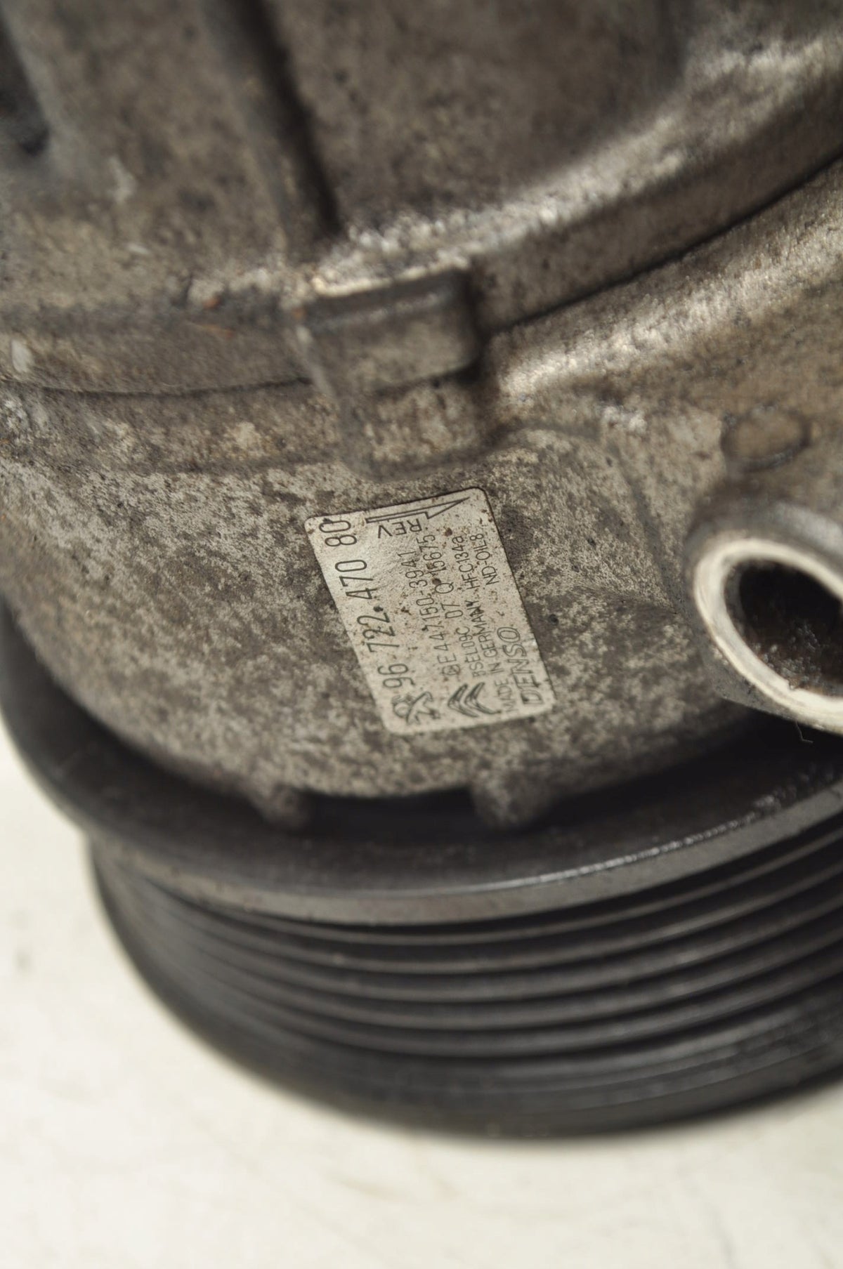 AIR CONDITIONING COMPRESSOR PEUGEOT 208 AND 1.0 VTi 9672247080