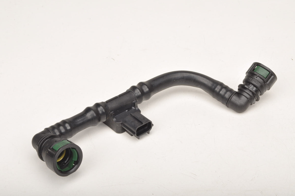 ASTON MARTIN DB9 VALVE HOSE XF1E9C052AA