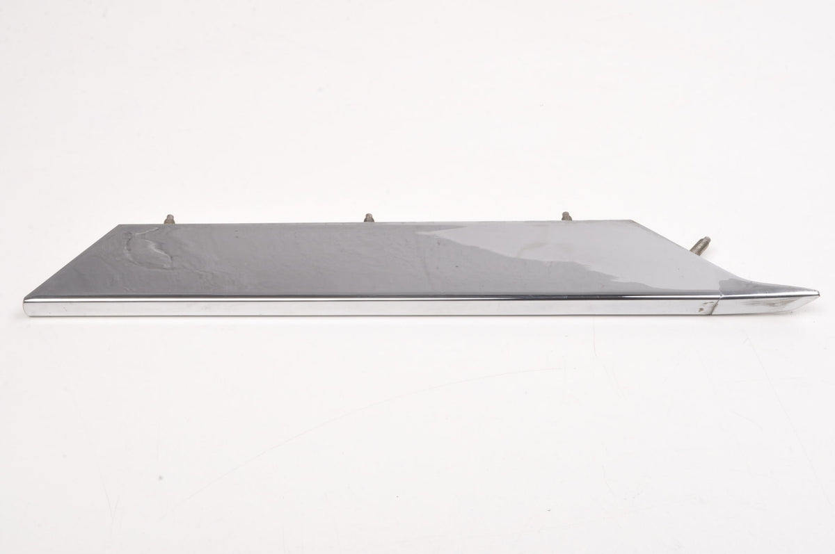 ASTON MARTIN VANTAGE 4.7 FENDER TRIM 6G33280B62A RIGHT