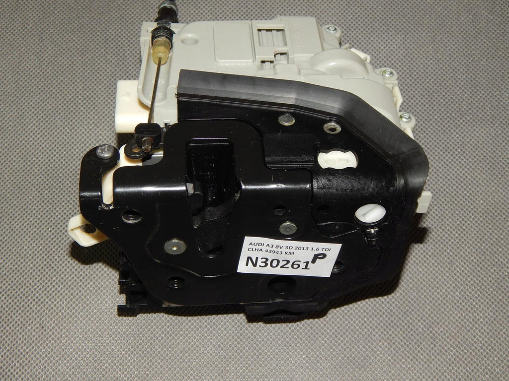 AUDI A3 8V DOOR LOCK RIGHT
