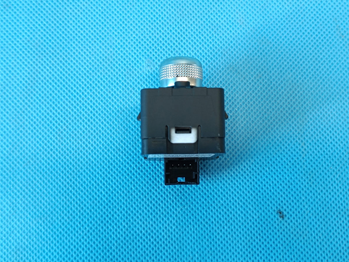 AUDI A3 8Y LIFT 1.5 TSI 2025 R MIRROR ADJUSTMENT SWITCH 4M0959565S