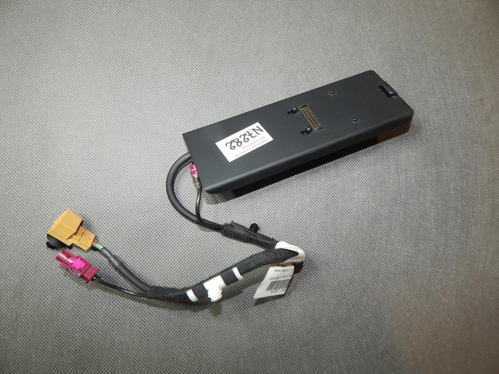 AUDI A5 8T PHONE BASE PORT 8K0862401A