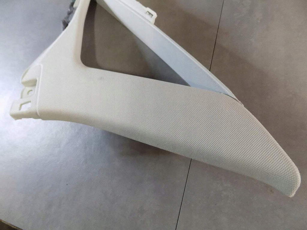 AUDI A8 4N POST PLATING LEFT REAR 4N4867241