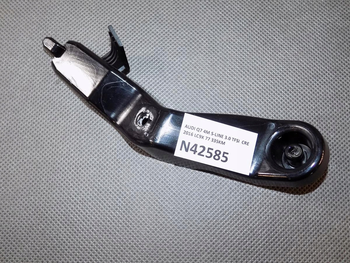AUDI Q7 4M MOUNT LEFT MOUNT 4M0867729