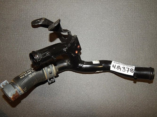 AUDI RS5 8T LIQUID HOSE 8K0121062TL
