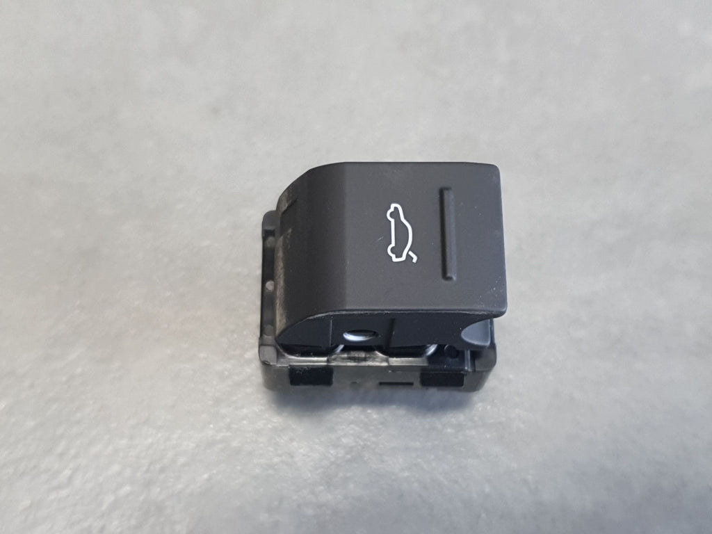 Audi A3 8Y Flap opening button 83A959831