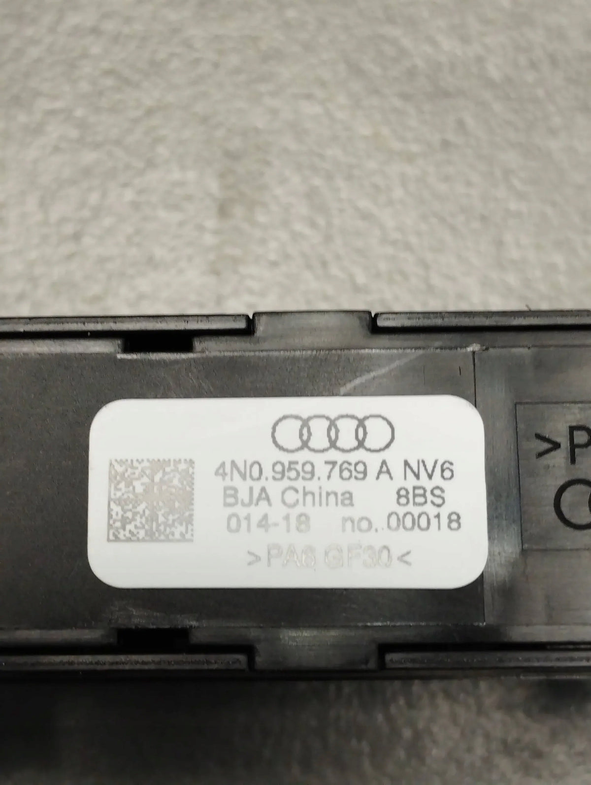 Audi A8 4N D5 LONG SEAT ADJUSTMENT SWITCH 4N0959769A