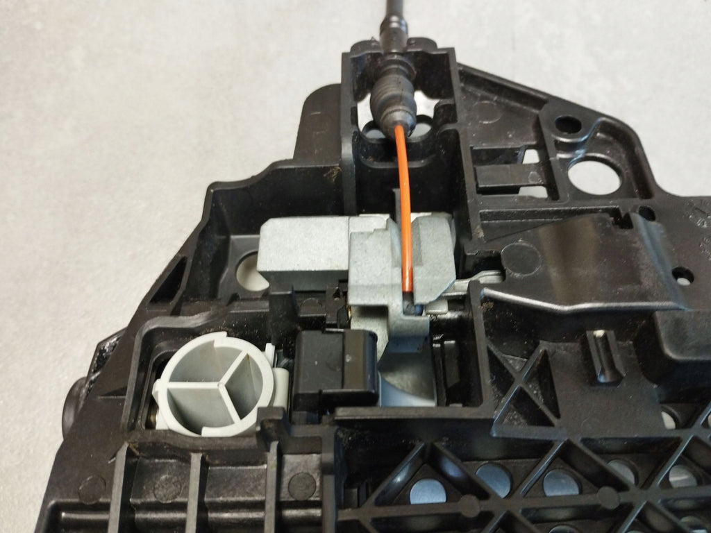 Audi A8 D4 4H HANDLE RIGHT REAR KESSY 4H0839886 LZ7G