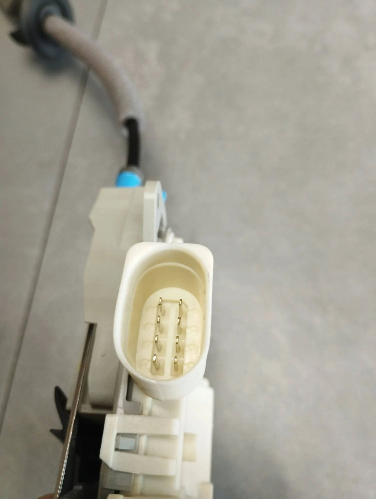 Audi Q2 LOCK LEFT REAR 4G0839015E