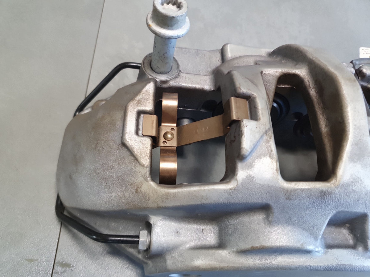 Audi Q6 e-tron Brake caliper right front 95C615106DC