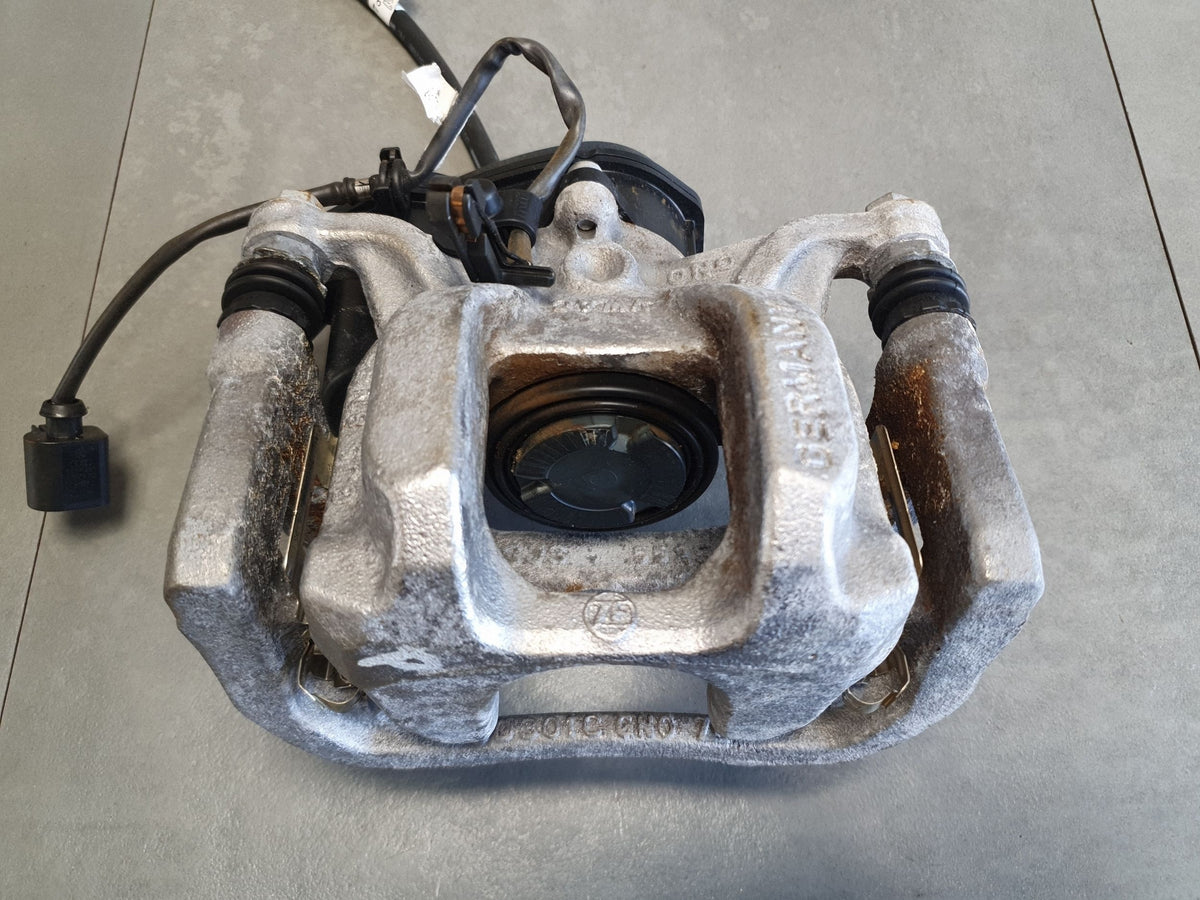 Audi Q6 e-tron Brake caliper right rear 95C615406AF