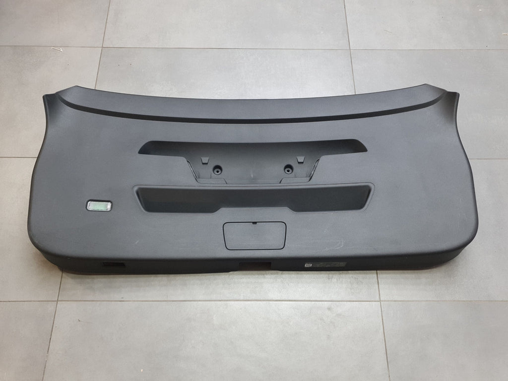 Audi Q6 e-tron Tailgate upholstery 85H867979