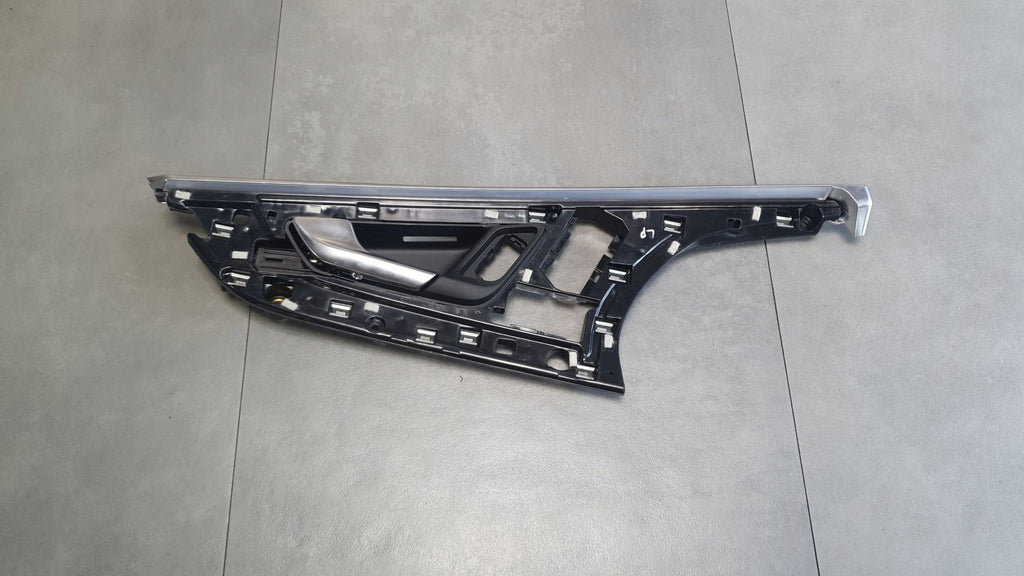 Audi Q8 Interior door handle left front 4M0837019C