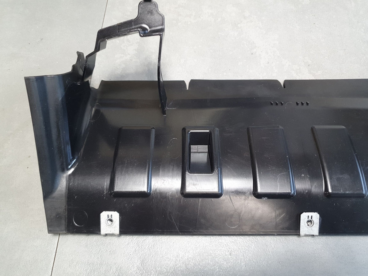 Audi SQ6 e-tron air intake 85E121285
