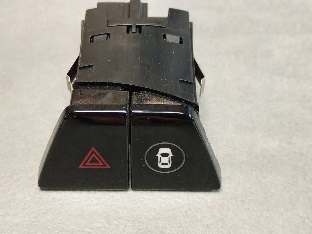 BMW 7 G11 EMERGENCY SWITCH 9383535
