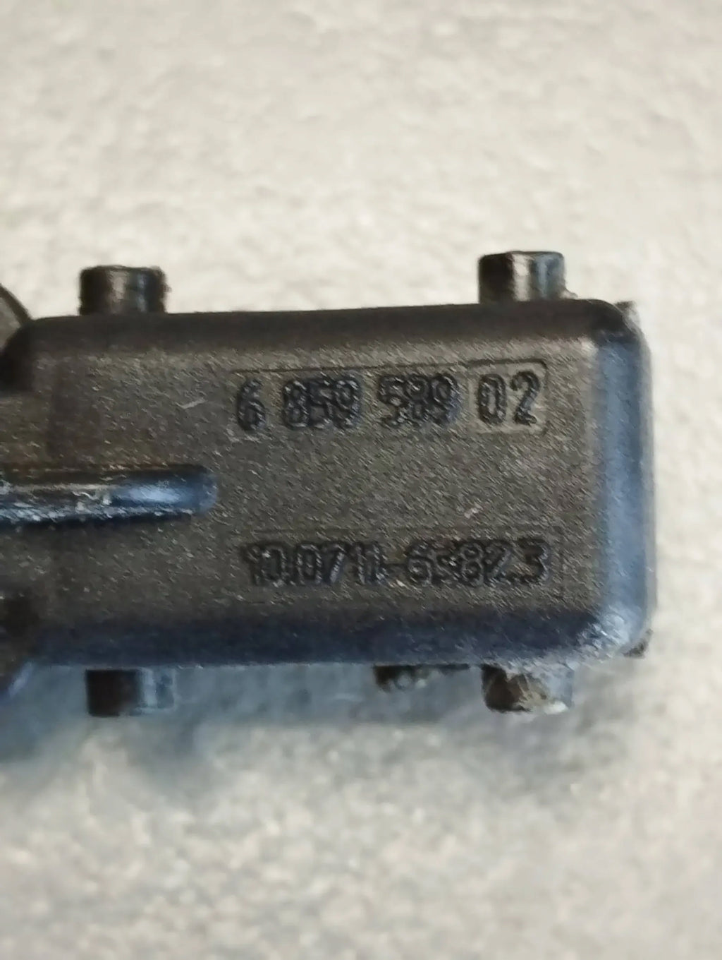 BMW 7 G11 SENSOR ABS 6859589