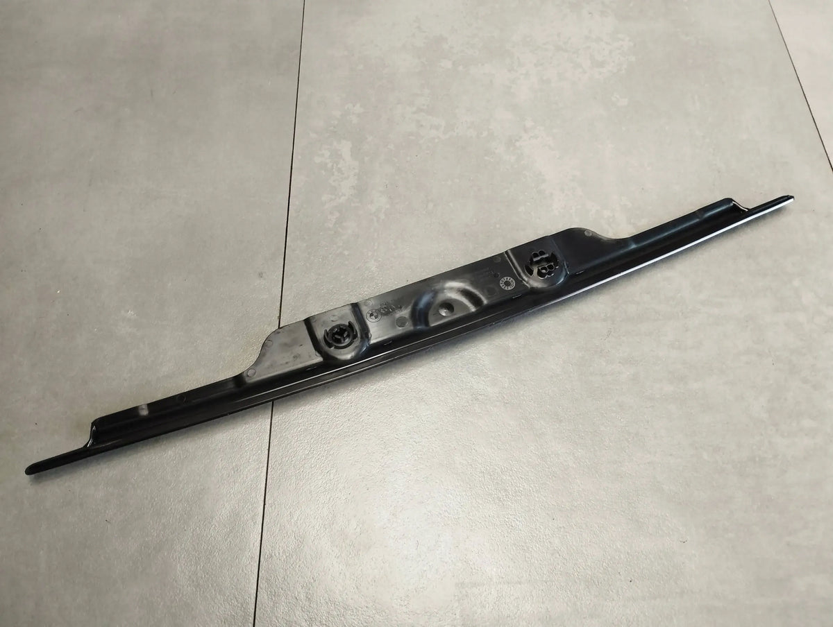 BMW 7 G11 wall insulation presser 7343487
