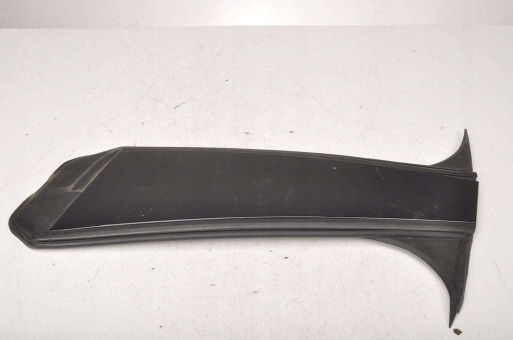 BMW F34 RIGHT POST COVER