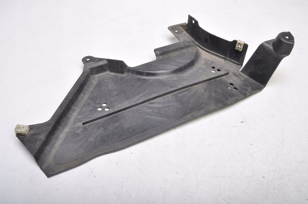 BMW G20 CHASSIS SKID PLATE FOR TANK RIGHT 7428186