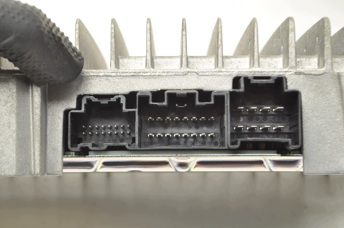BOSE RADIO AMPLIFIER MAZDA CX-7 EG2366920