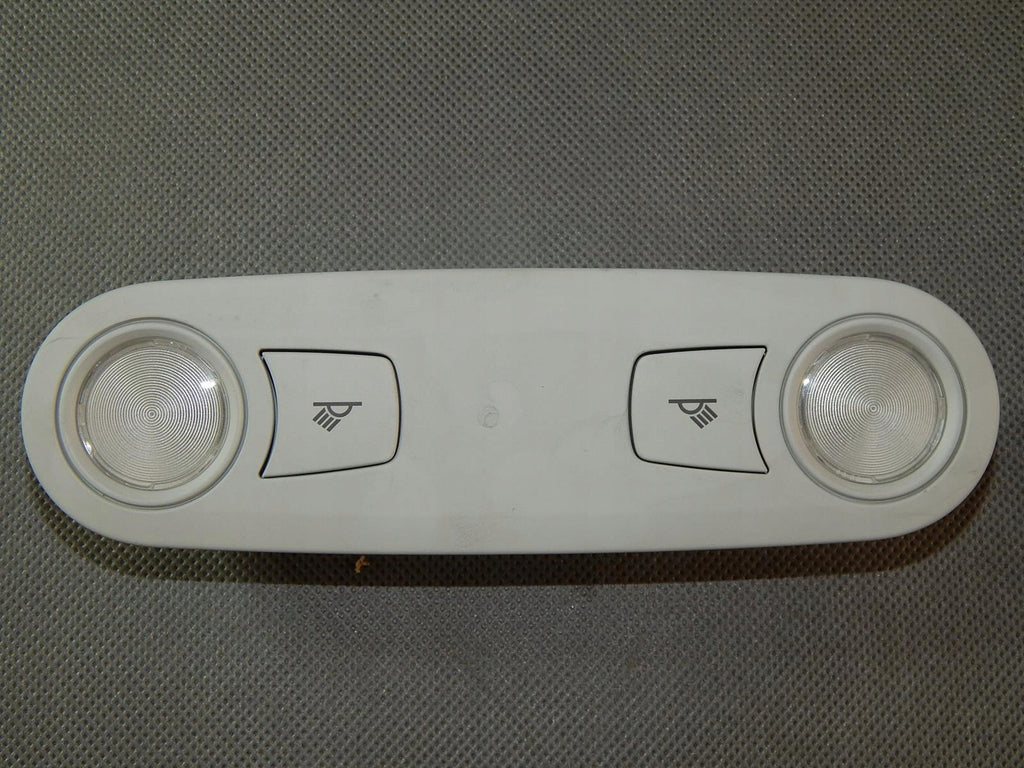 CABIN LIGHT 8T0947111