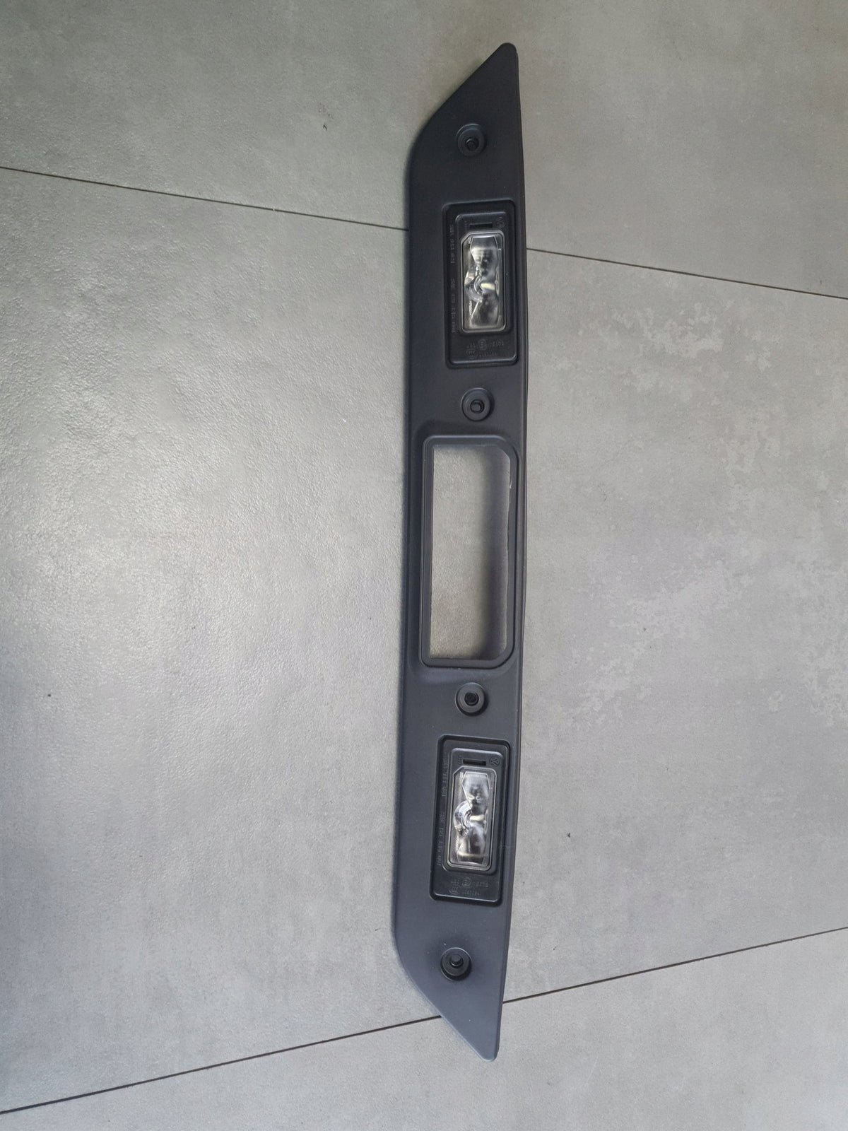 Cupra Formentor 5FF827335B Board Light Strip