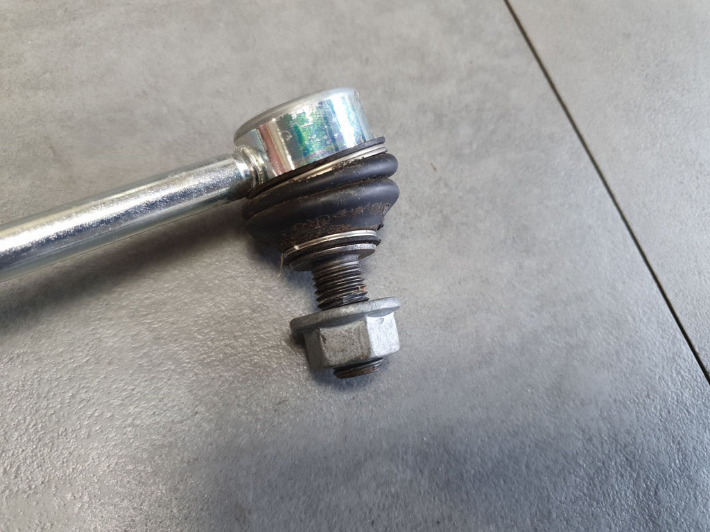 Cupra Leon IV 5QO411315D Stabilizer Front Connector