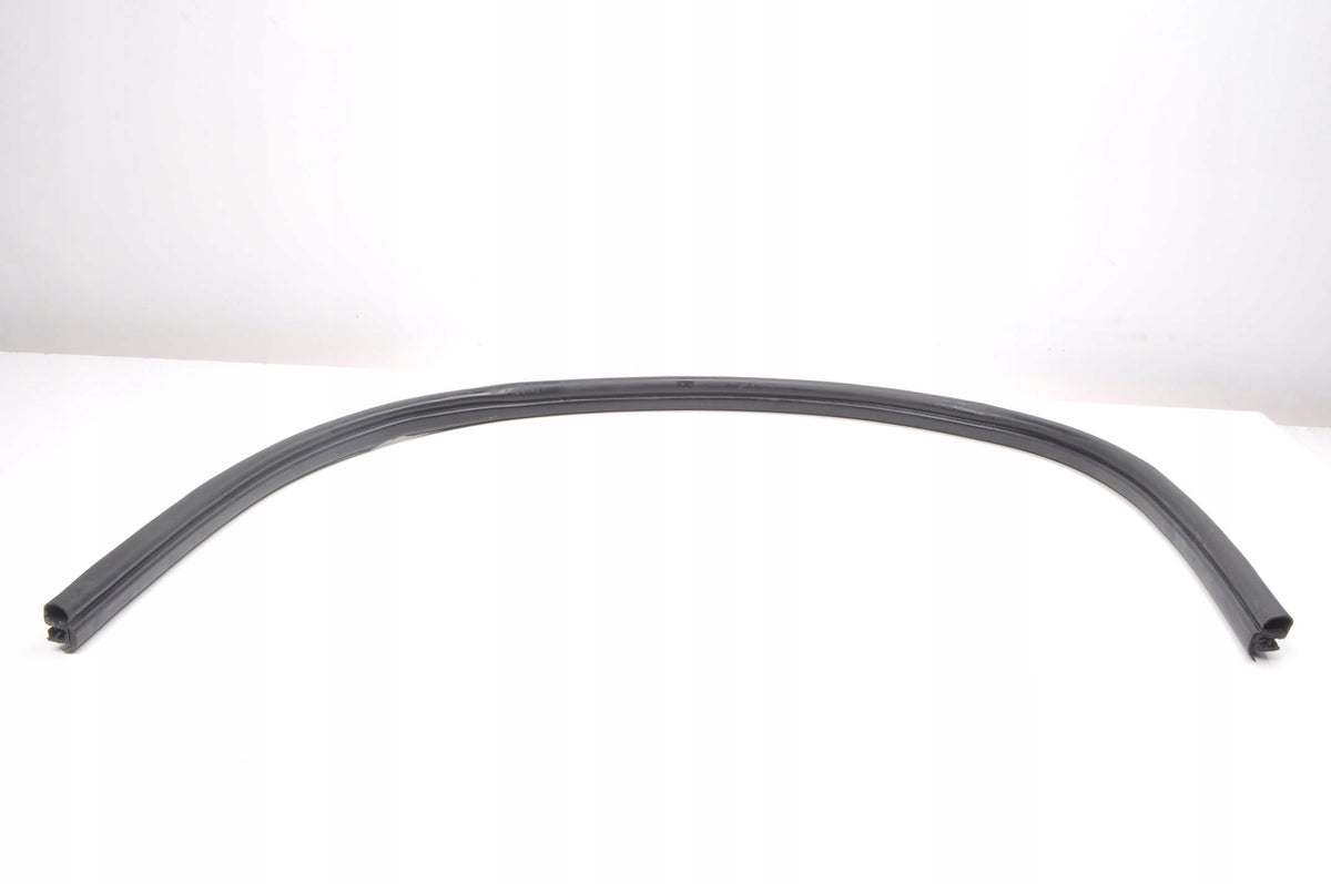 FERRARI CALIFORNIA 4.3 DOOR SEAL