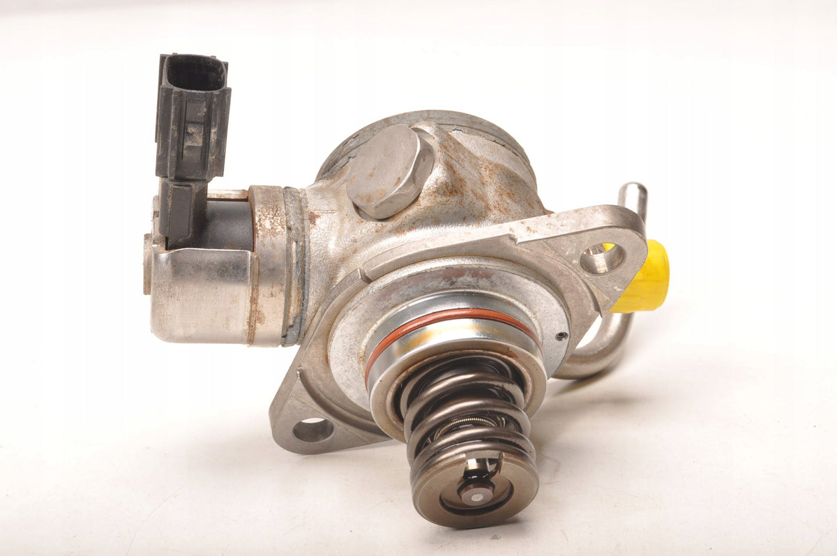 FUEL PUMP VOLVO XC40 31437903