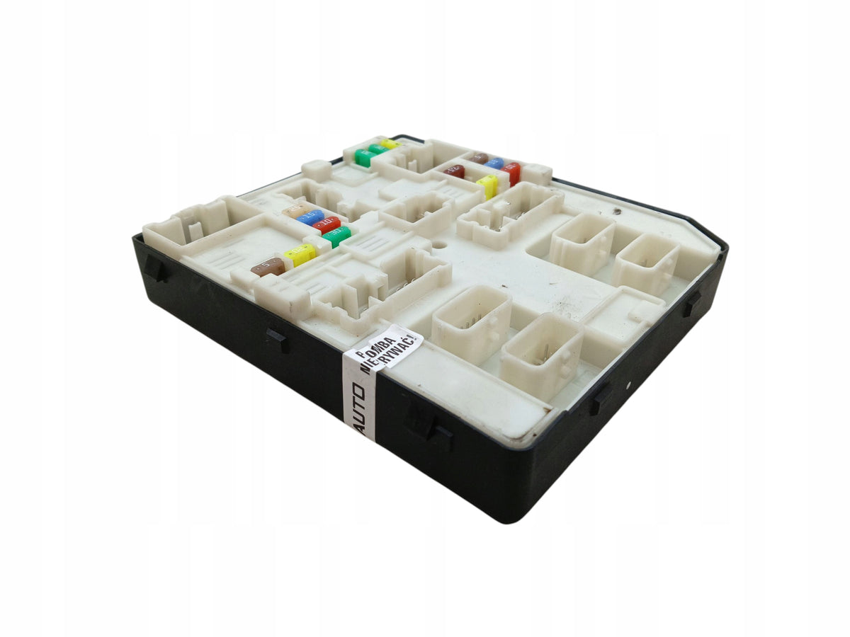 FUSE BOX MODULE USM RENAULT SCENIC III MEGANE III 284B67587R