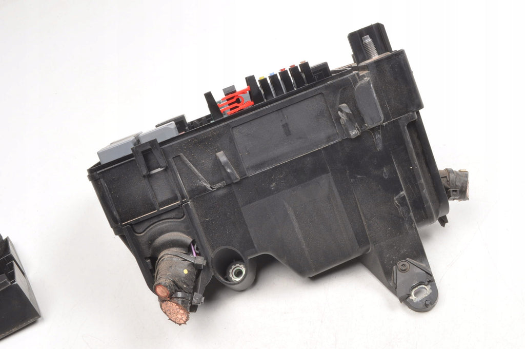 FUSE BOX VOLVO XC40 II 31473880