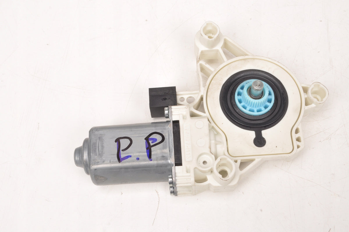 GOLF VII WINDOW MOTOR RIGHT FRONT 4K0959801 20R