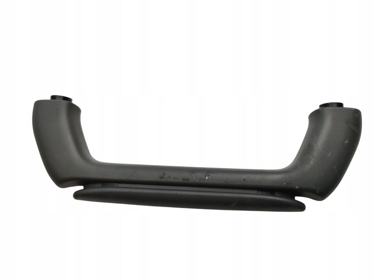 HANDLE POST RIGHT LAND ROVER DEFENDER II L663