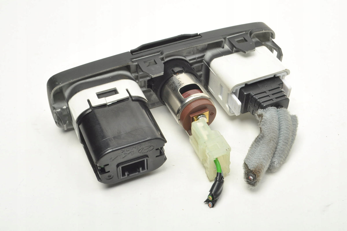 HYUNDAI I10 III PANEL USB INPUT 96125-DY400