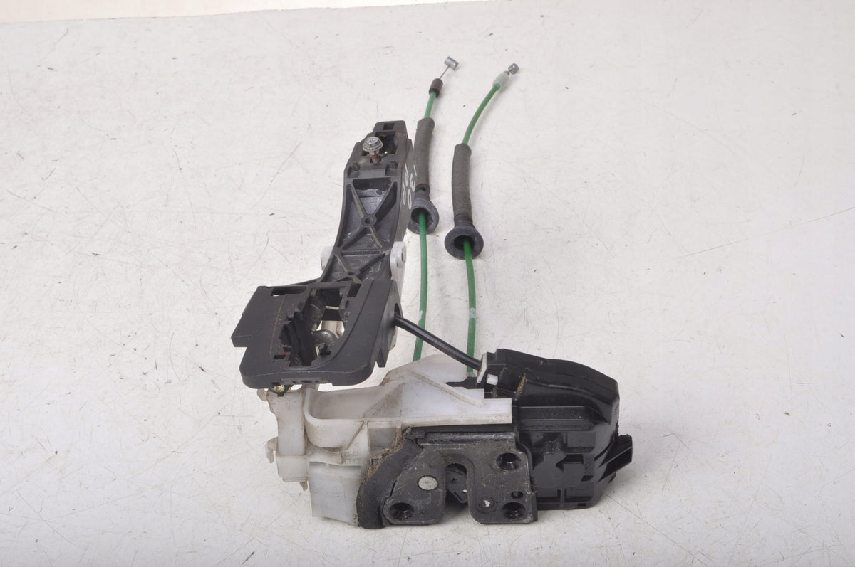 HYUNDAI I30 DOOR LOCK RIGHT FRONT 7 PIN