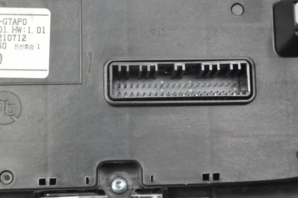 HYUNDAI IONIQ PANEL AIR CONDITIONING SWITCH 97250-G7AP0