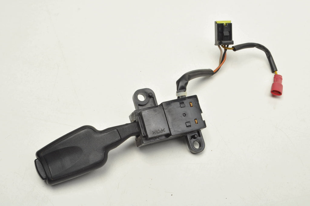 HYUNDAI TUCSON AND CRUISE CONTROL SWITCH HANDLE