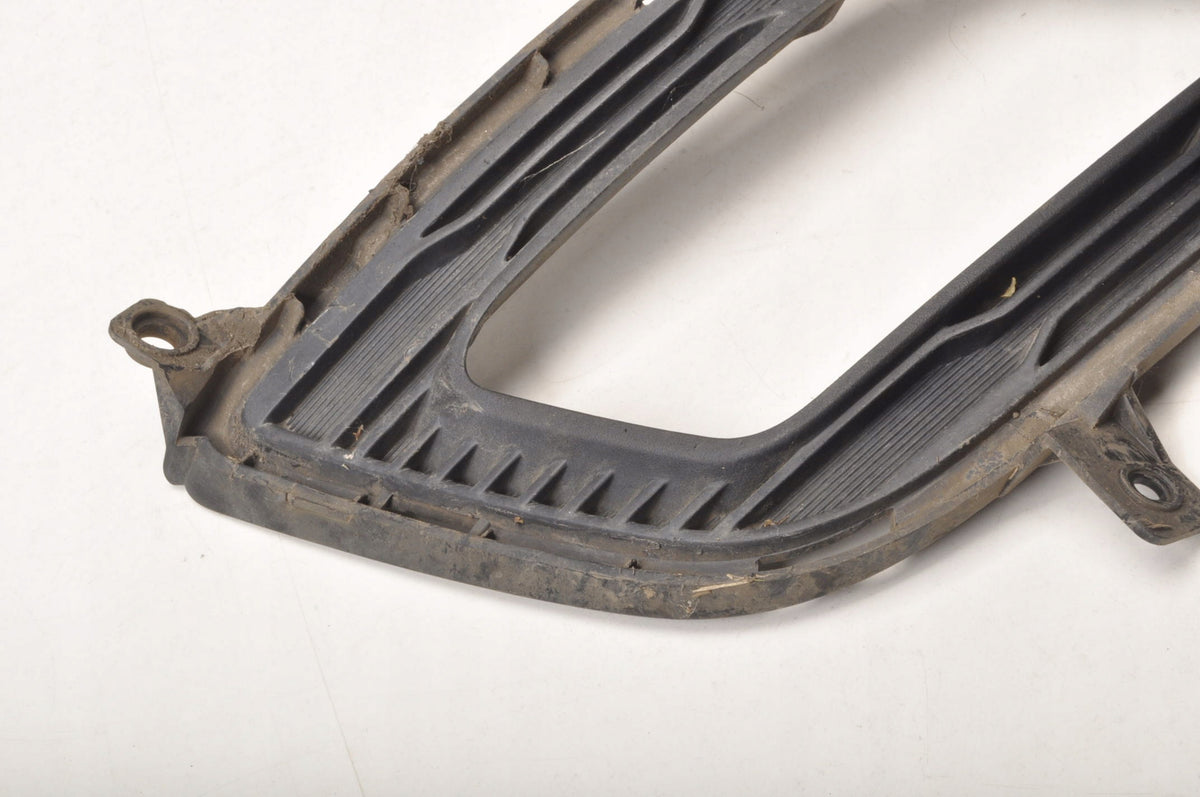 KIA CEED AND FRAME HALOGEN GRILLE LEFT 86563-1H500 LIFT