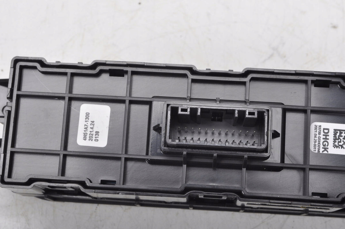 KIA NIRO SWITCH PANEL 33700-G5HG0