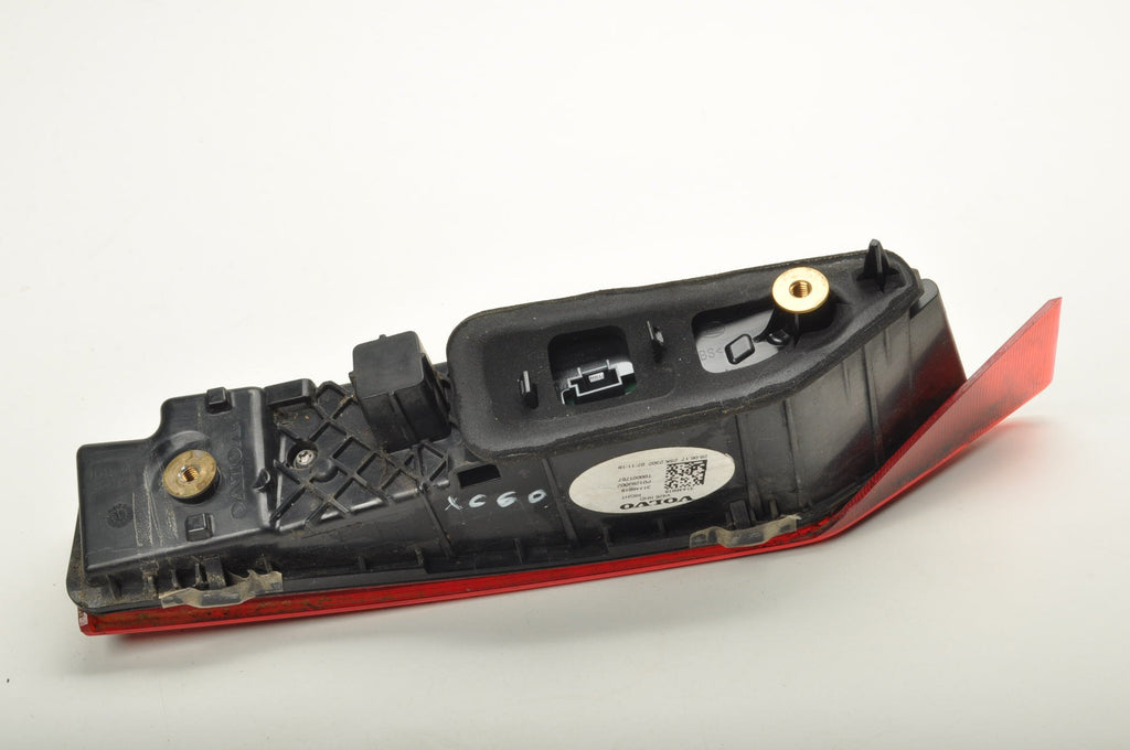LAMP RIGHT REAR FLAP VOLVO XC60 II 31446618 SUV