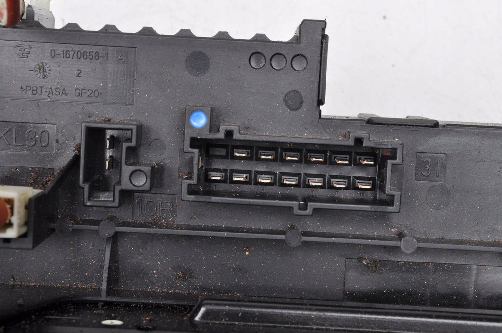 MERCEDES SLK III W172 R172 SAM Control Module Unit 1729060205