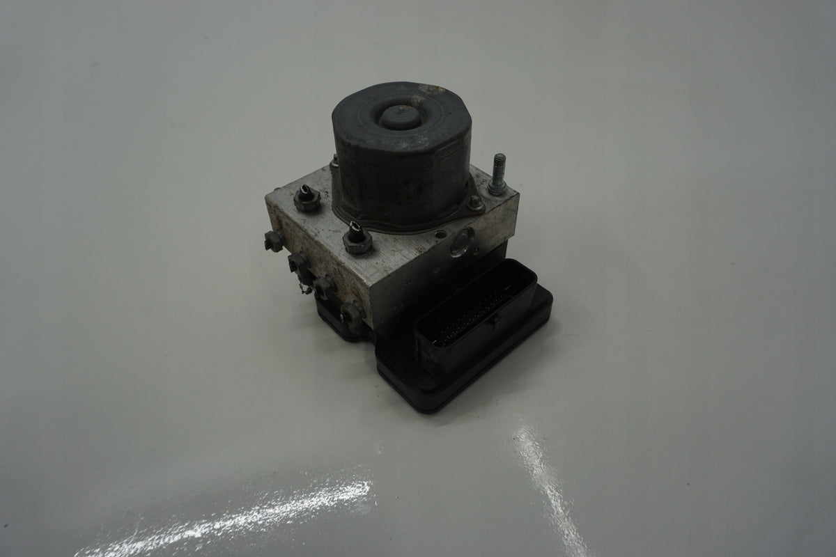 MERCEDES W176 1.8CDI PUMP ABS A0094316412