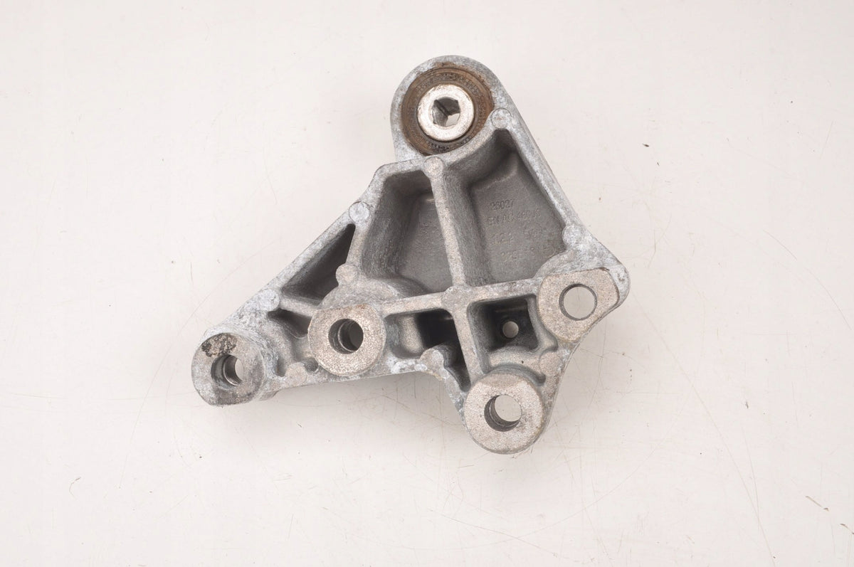 MERCEDES W176 2.2 CDI PAW ENGINE BRACKET