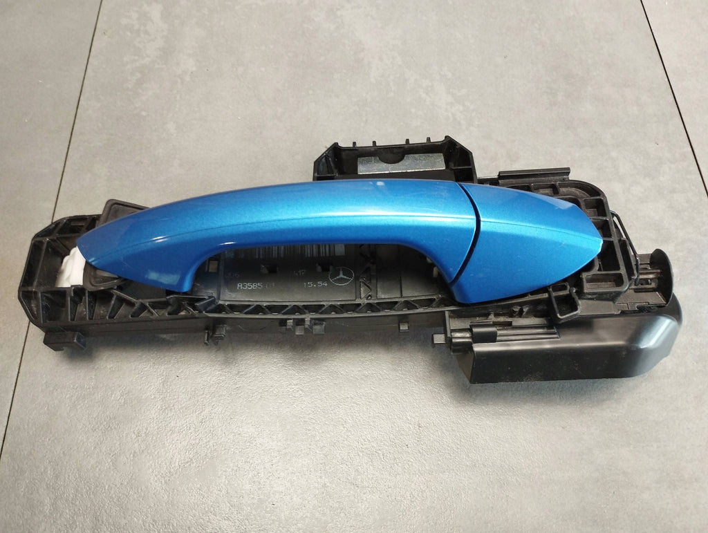 Mercedes-Benz B W246 W242 HANDLE RIGHT REAR 162