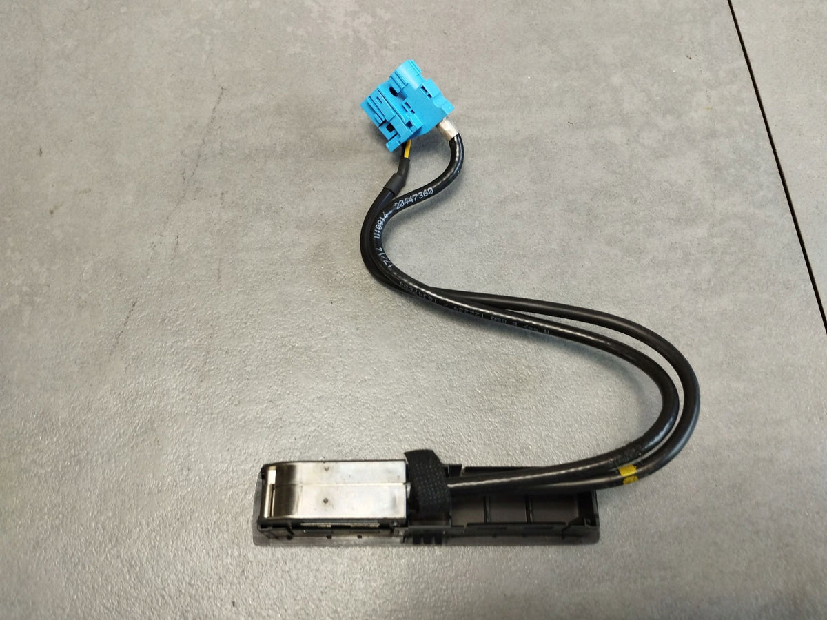 Mercedes-Benz S W222 2014 USB A2228200915 CONNECTOR