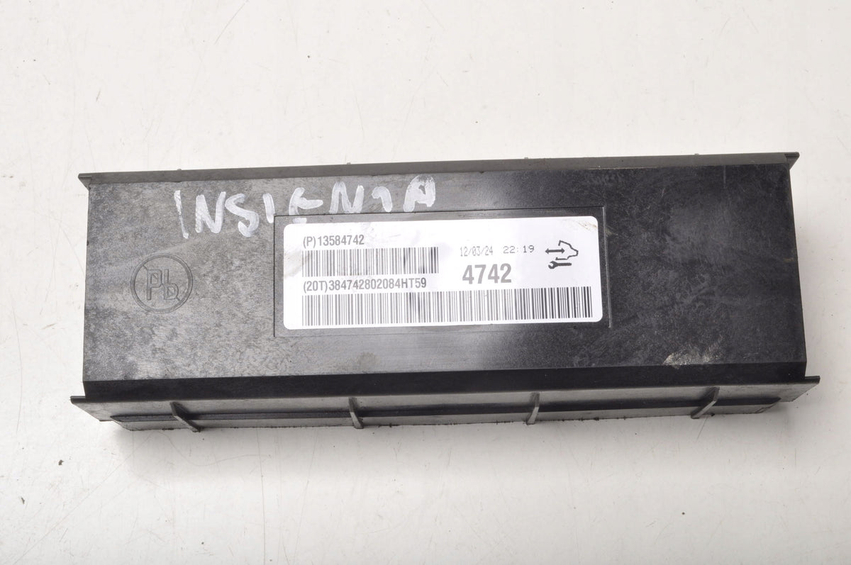 OPEL INSIGNIA AND AIR CONDITIONING CONTROLLER 13584742