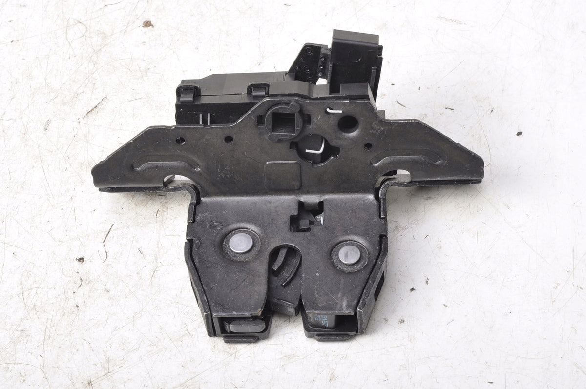 OPEL INSIGNIA B TAILGATE LOCK 13524683
