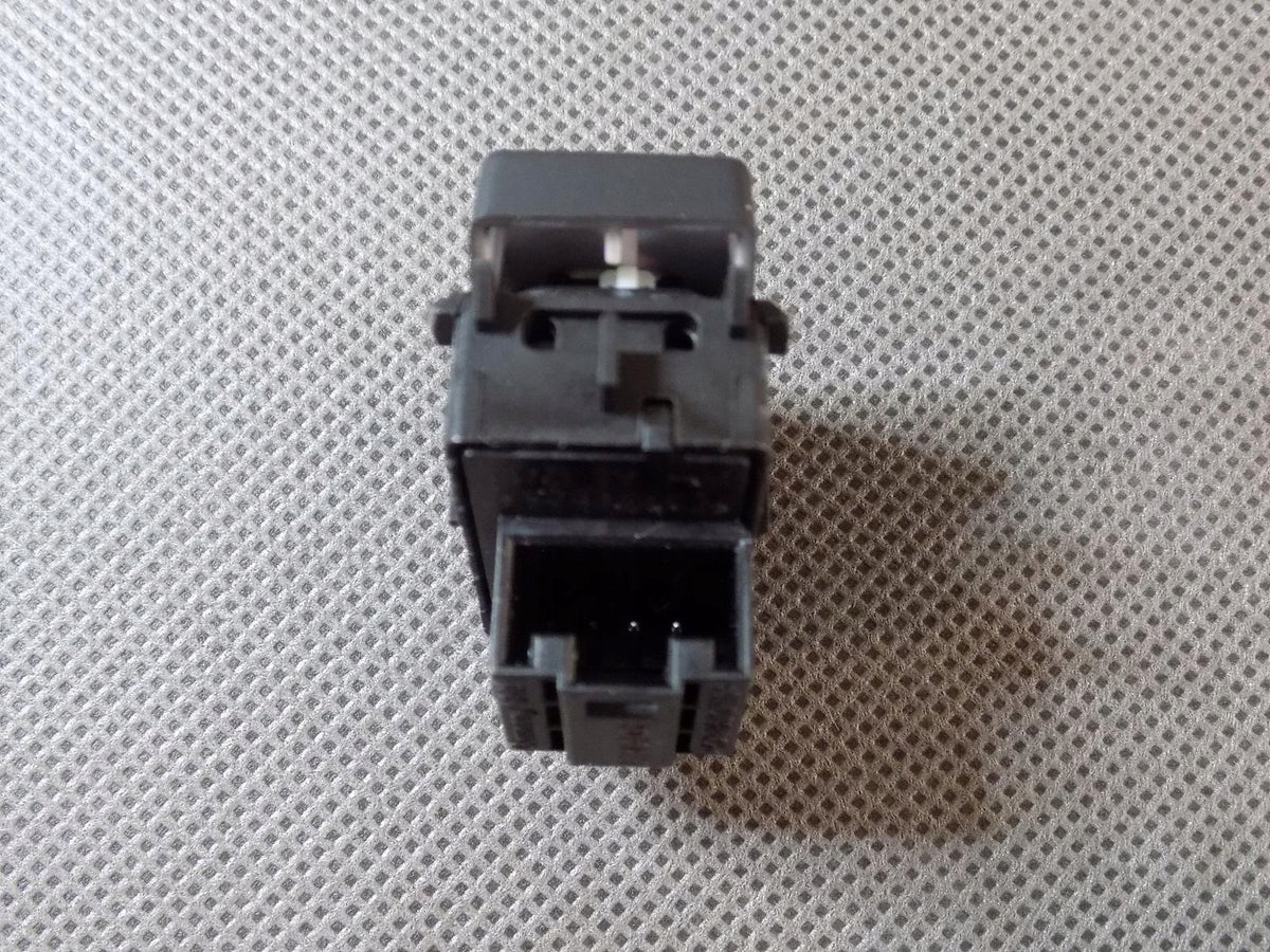 SKODA OCTAVIA 3 WINDOW SWITCH 5E0959855A