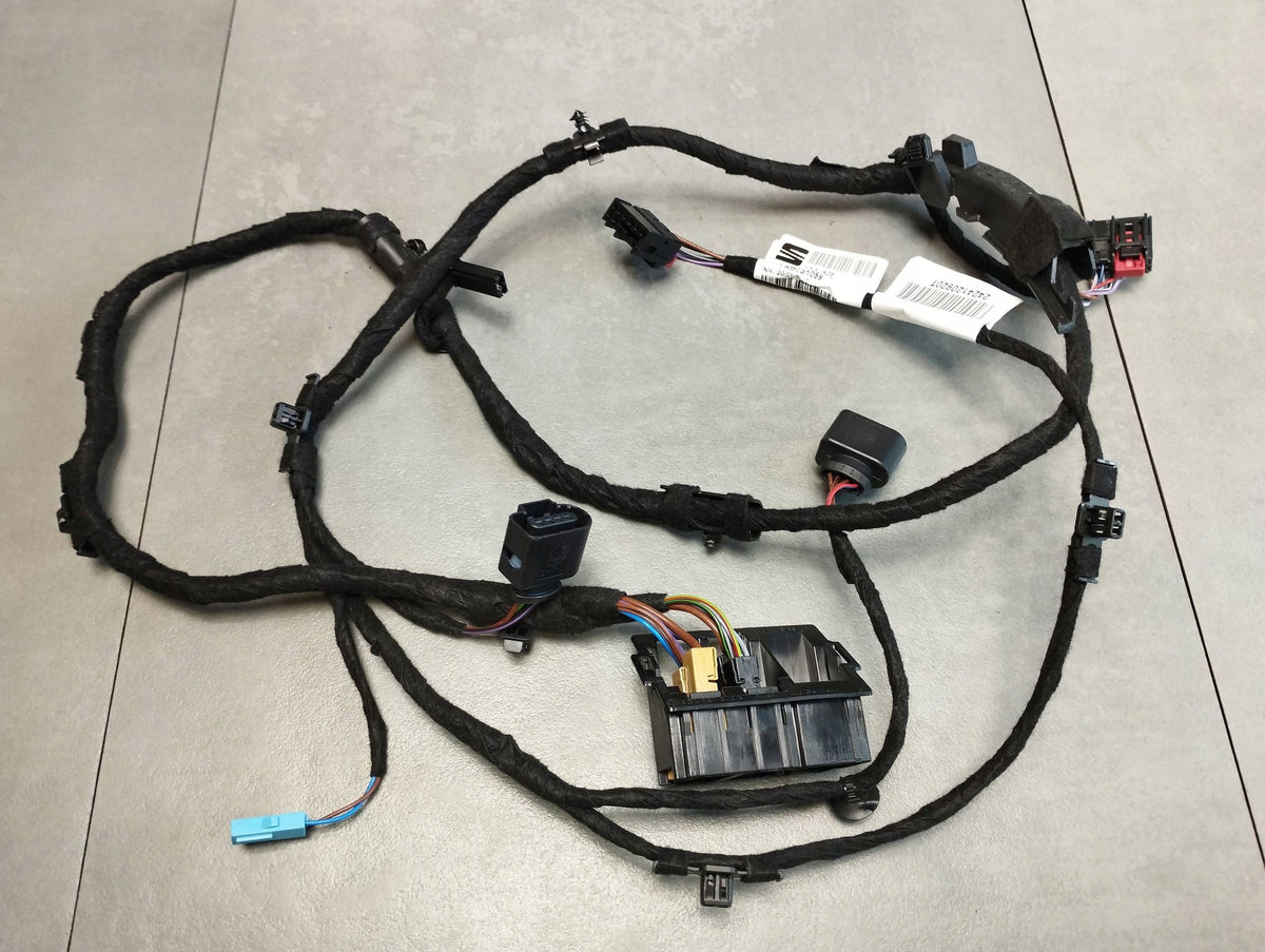 Seat Leon IV 2024 FLAP BEAM REAR 5FB970148R
